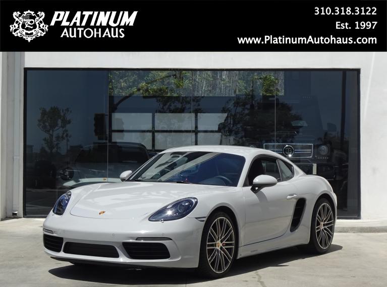 2022 Porsche 718 Cayman