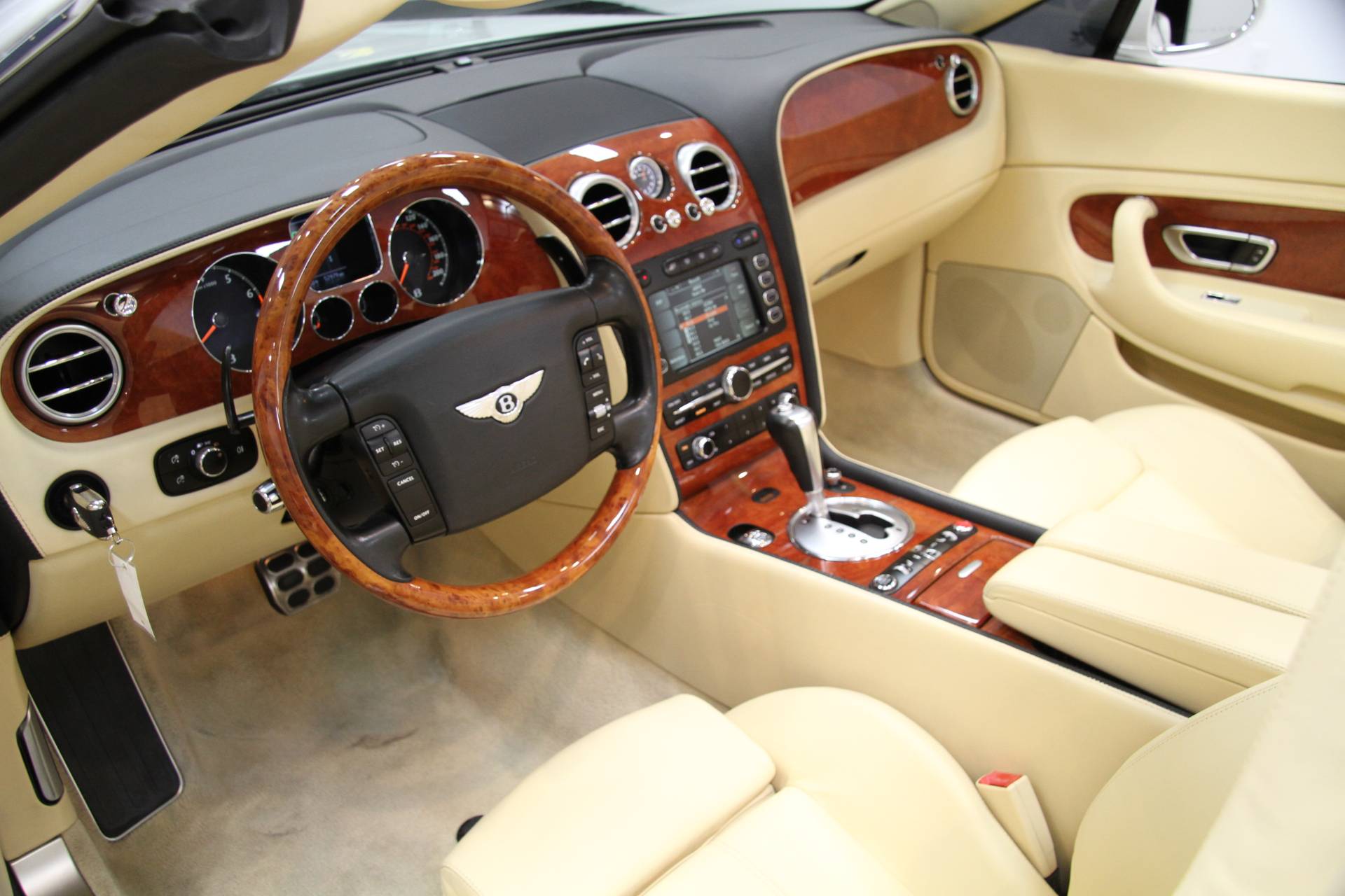 2007 Bentley Continental Gtc Magnolia Interior Stock