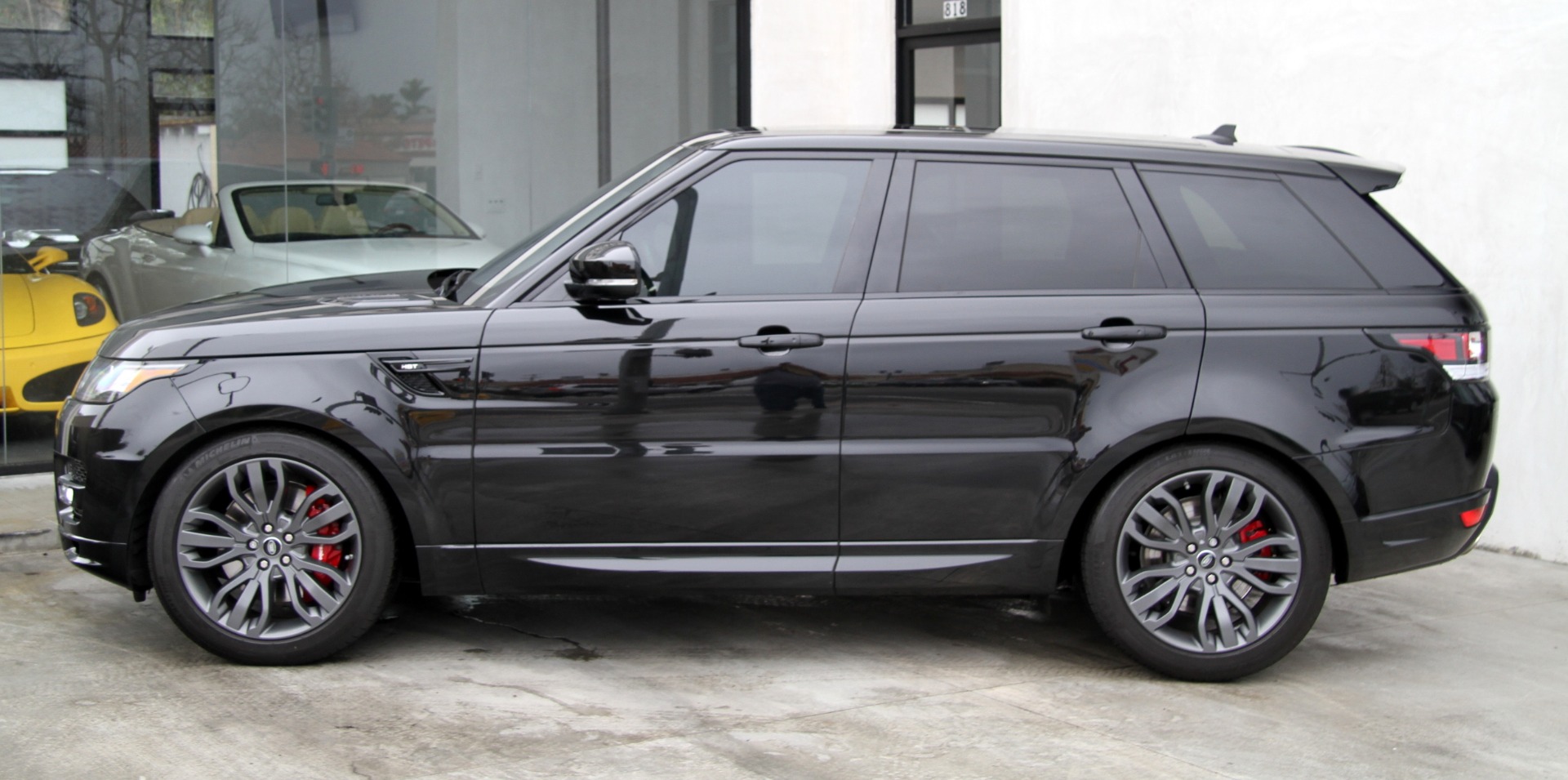 Range rover on sale sport hst