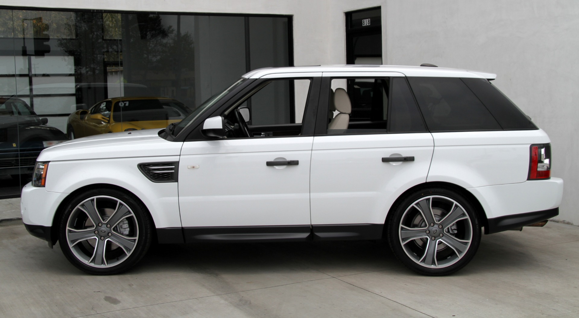 2011 Land Rover Range Rover Sport HSE *** LUXURY PACKAGE