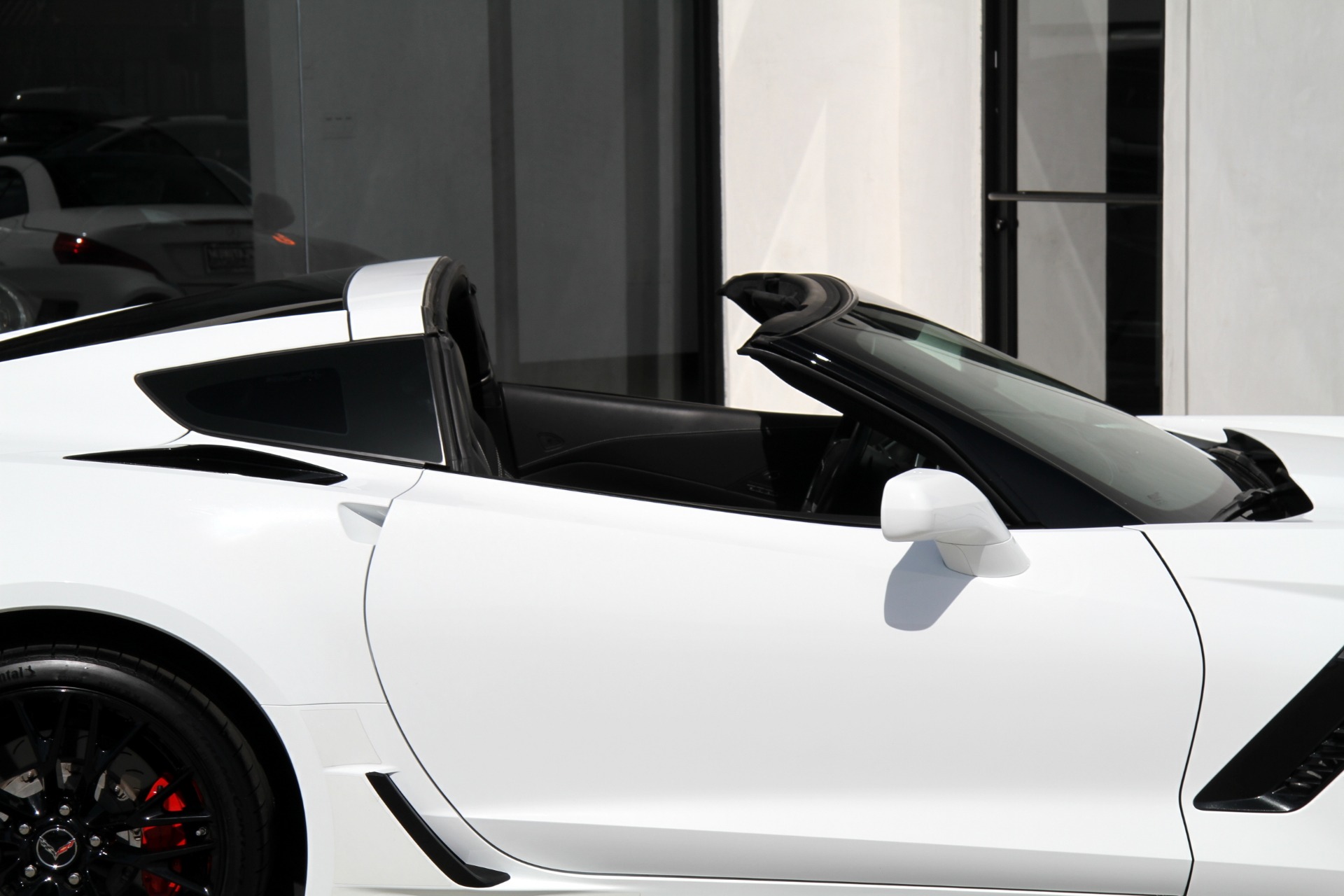 Used-2015-Chevrolet-Corvette-Z06-3LZ-**MSRP-94,870-**