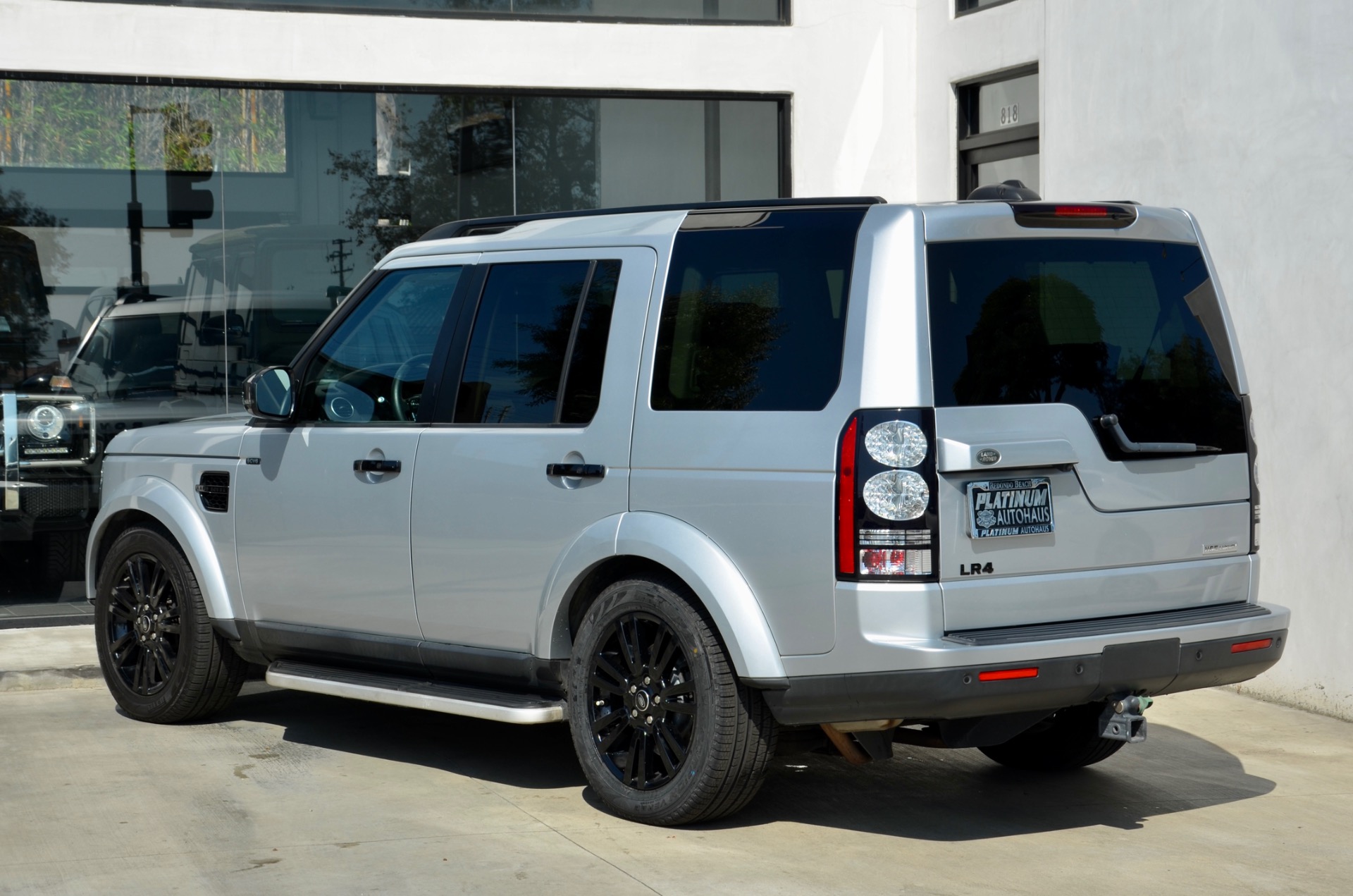 Used-2015-Land-Rover-LR4-HSE-LUX