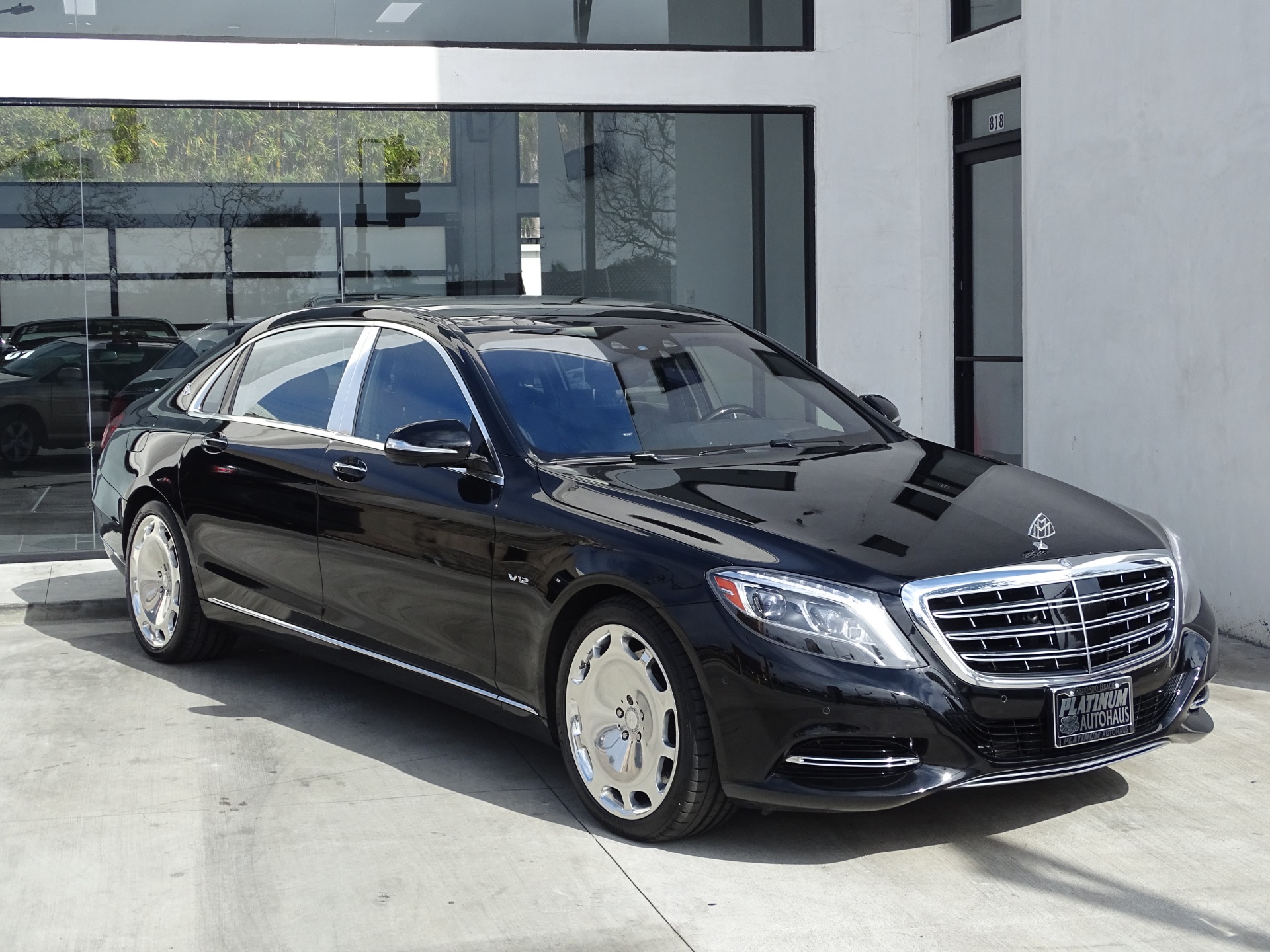 Мерседес s600. Майбах-Мерседес s600. Mercedes Benz Maybach s600. Мерседес Бенц s600 Maybach. Мерседес Майбах 600.