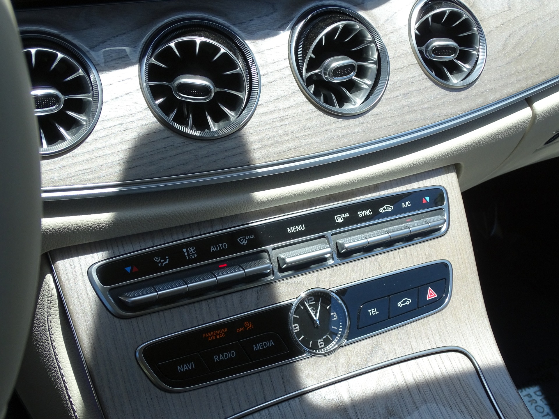 Genuine Mercedes C-Class Dash Climate Control Vent Nozzle Right NEW