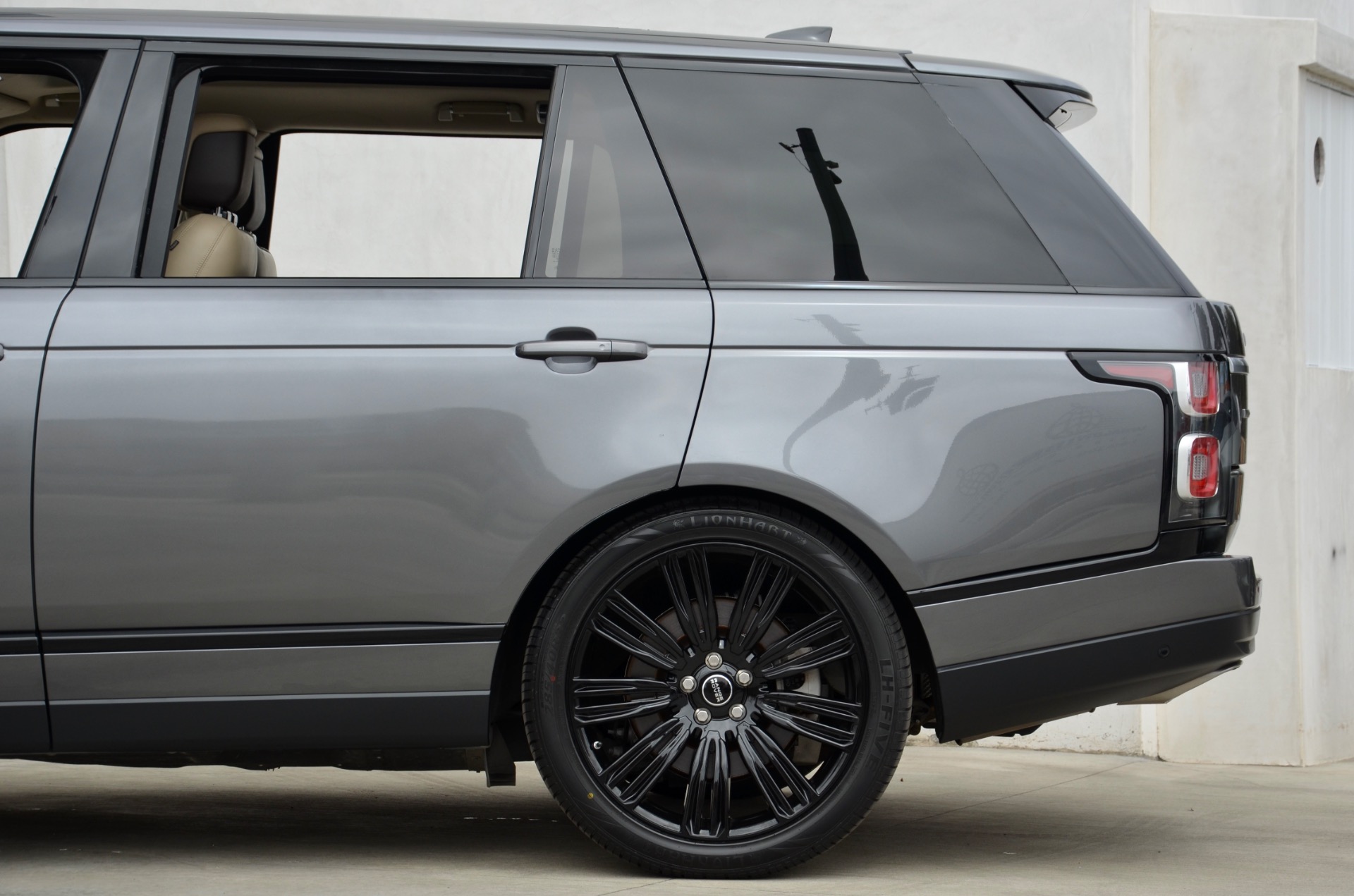 Used-2018-Land-Rover-Range-Rover-Supercharged-LWB