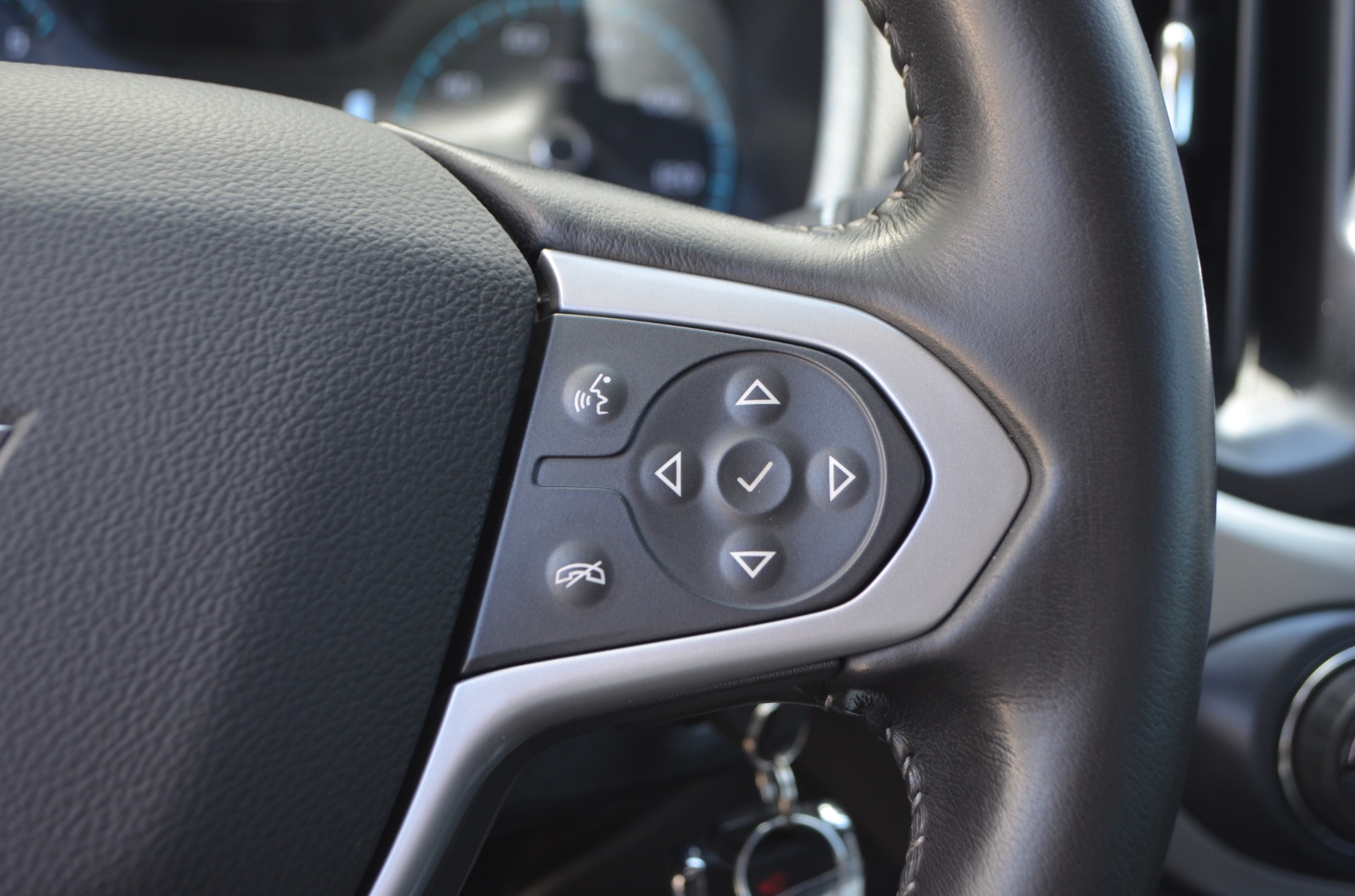 Used-2018-Chevrolet-Colorado-ZR2
