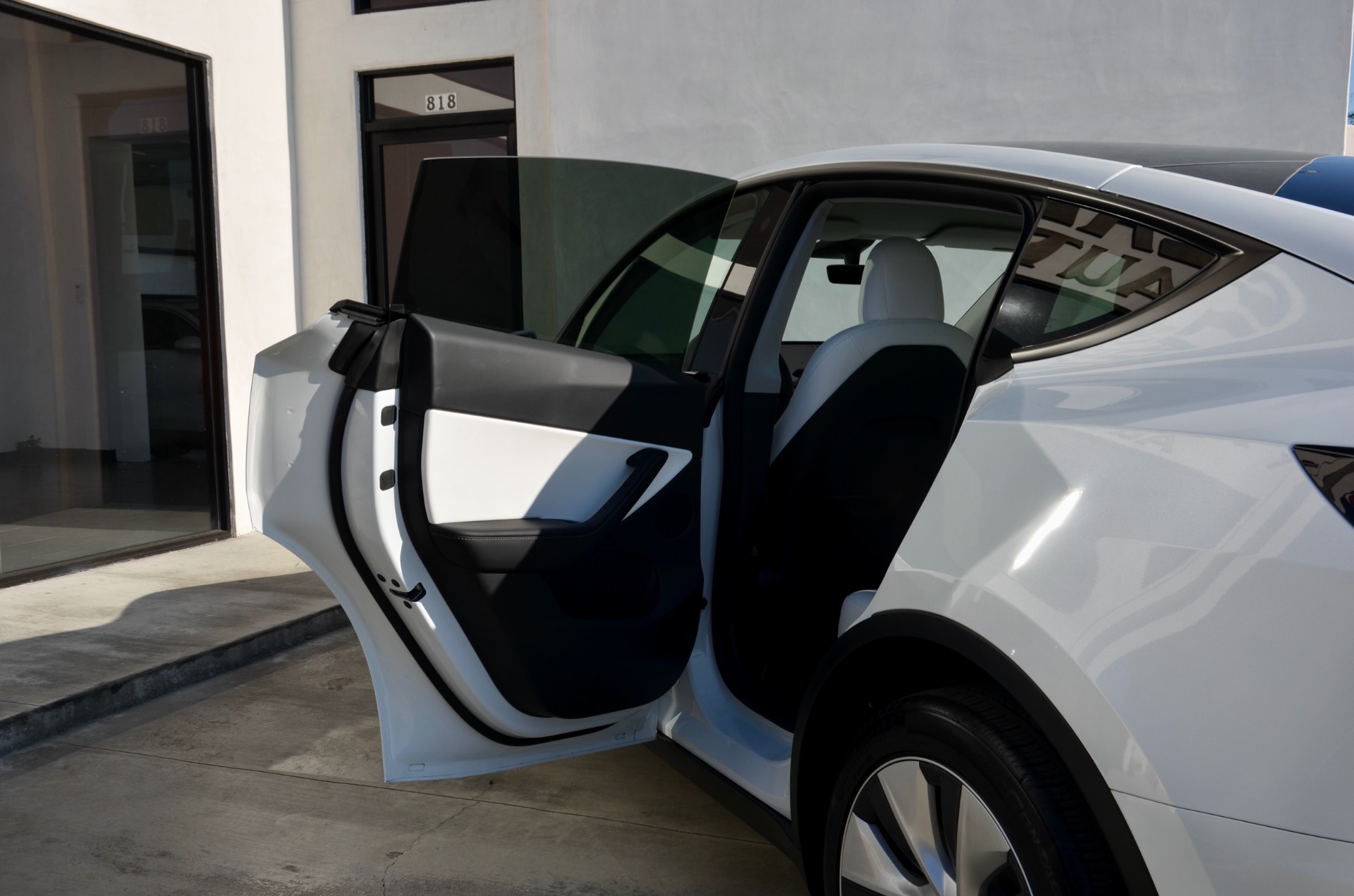 2021 tesla model y doors deals