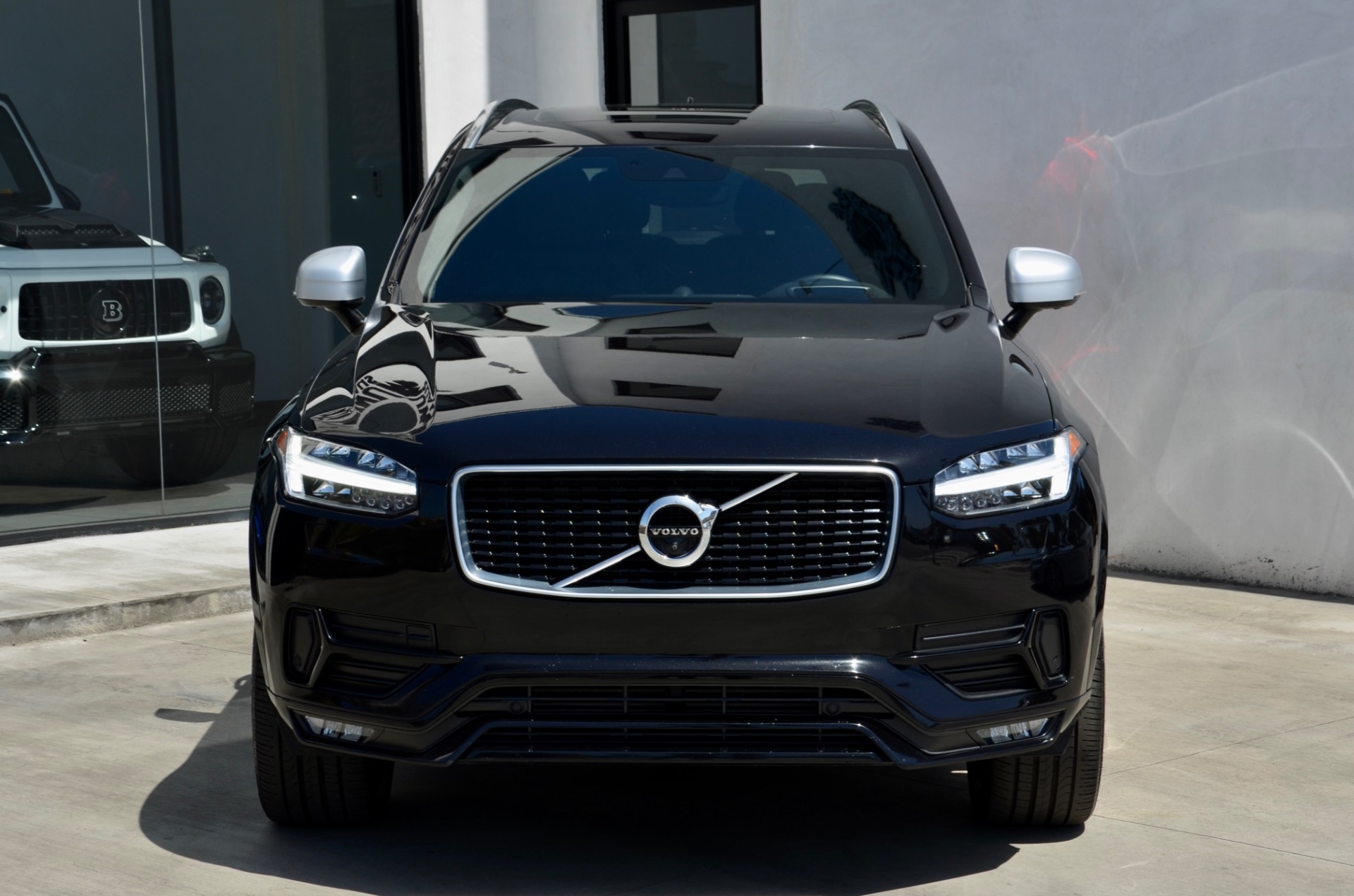 Used-2019-Volvo-XC90-T6-R-Design