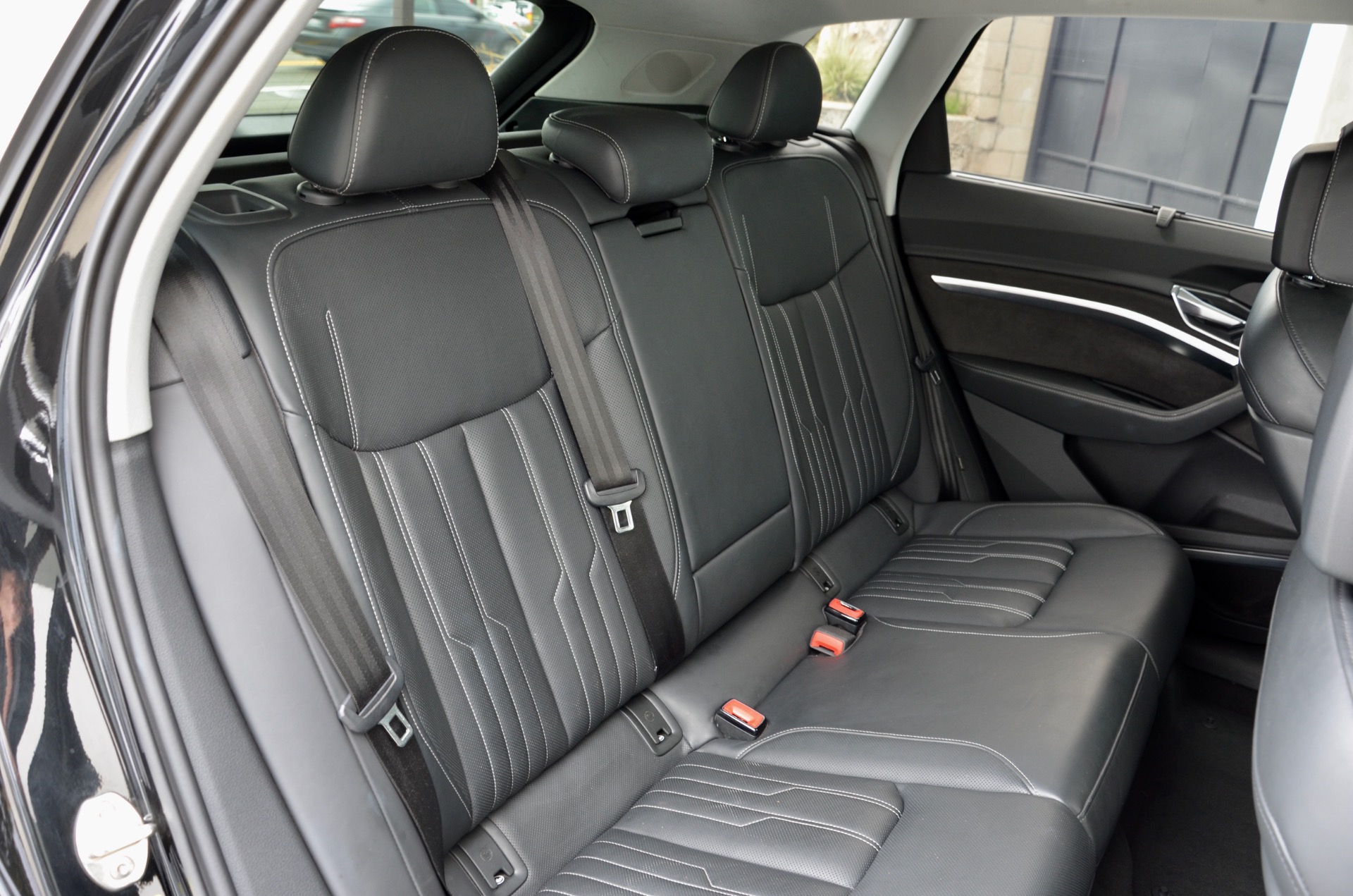 Used-2019-Audi-e-tron-quattro-Prestige