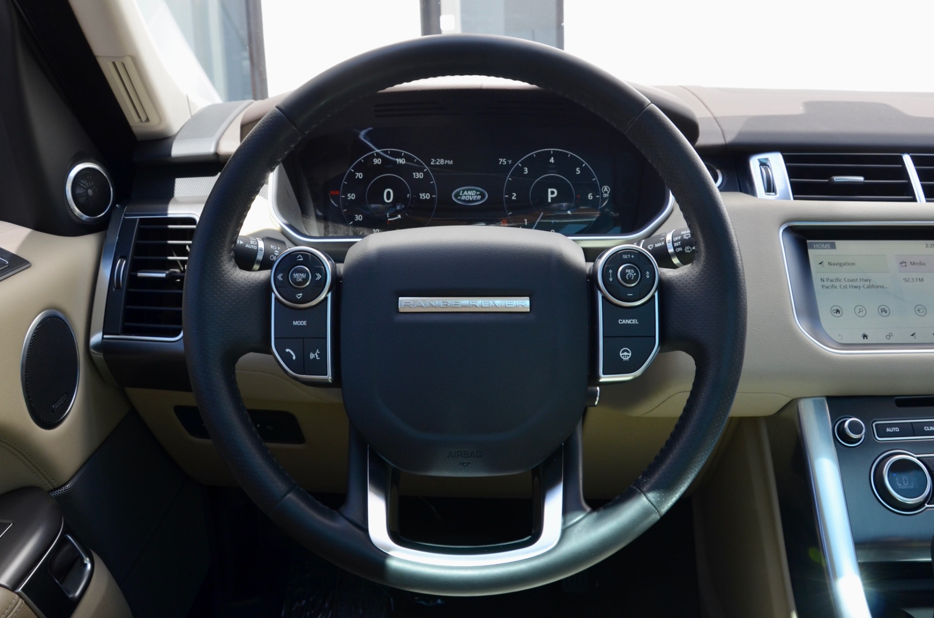 Used-2017-Land-Rover-Range-Rover-Sport-SE-Td6