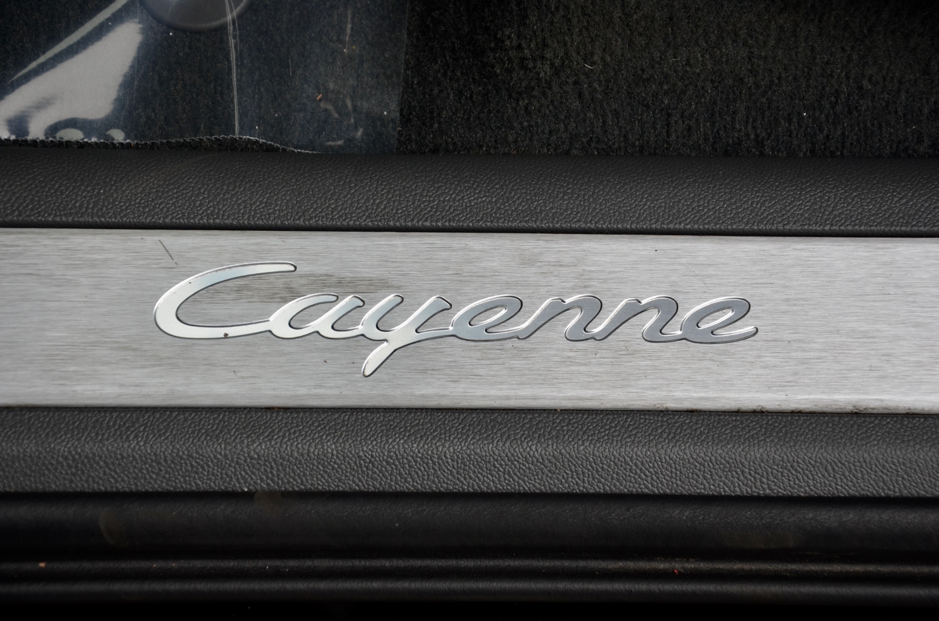 Used-2020-Porsche-Cayenne-E-Hybrid-Coupe