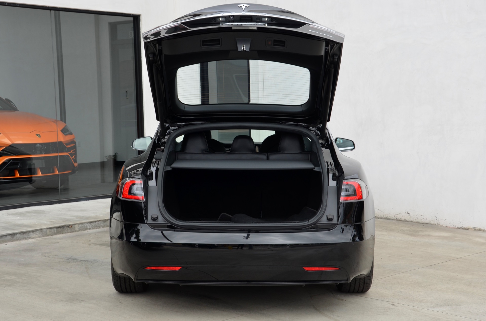 Used-2020-Tesla-Model-S-Long-Range-Plus