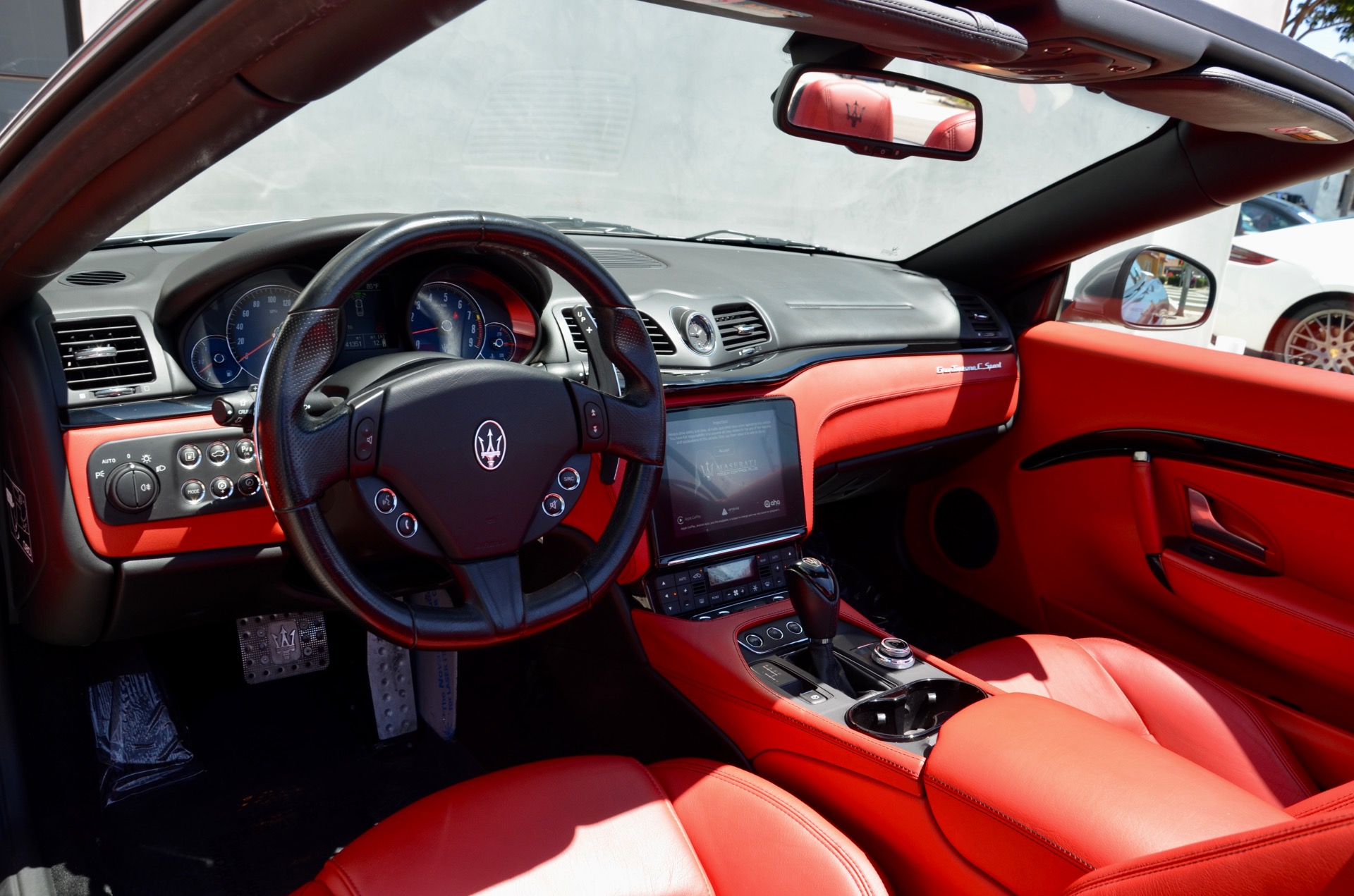 Used-2018-Maserati-GranTurismo-Sport