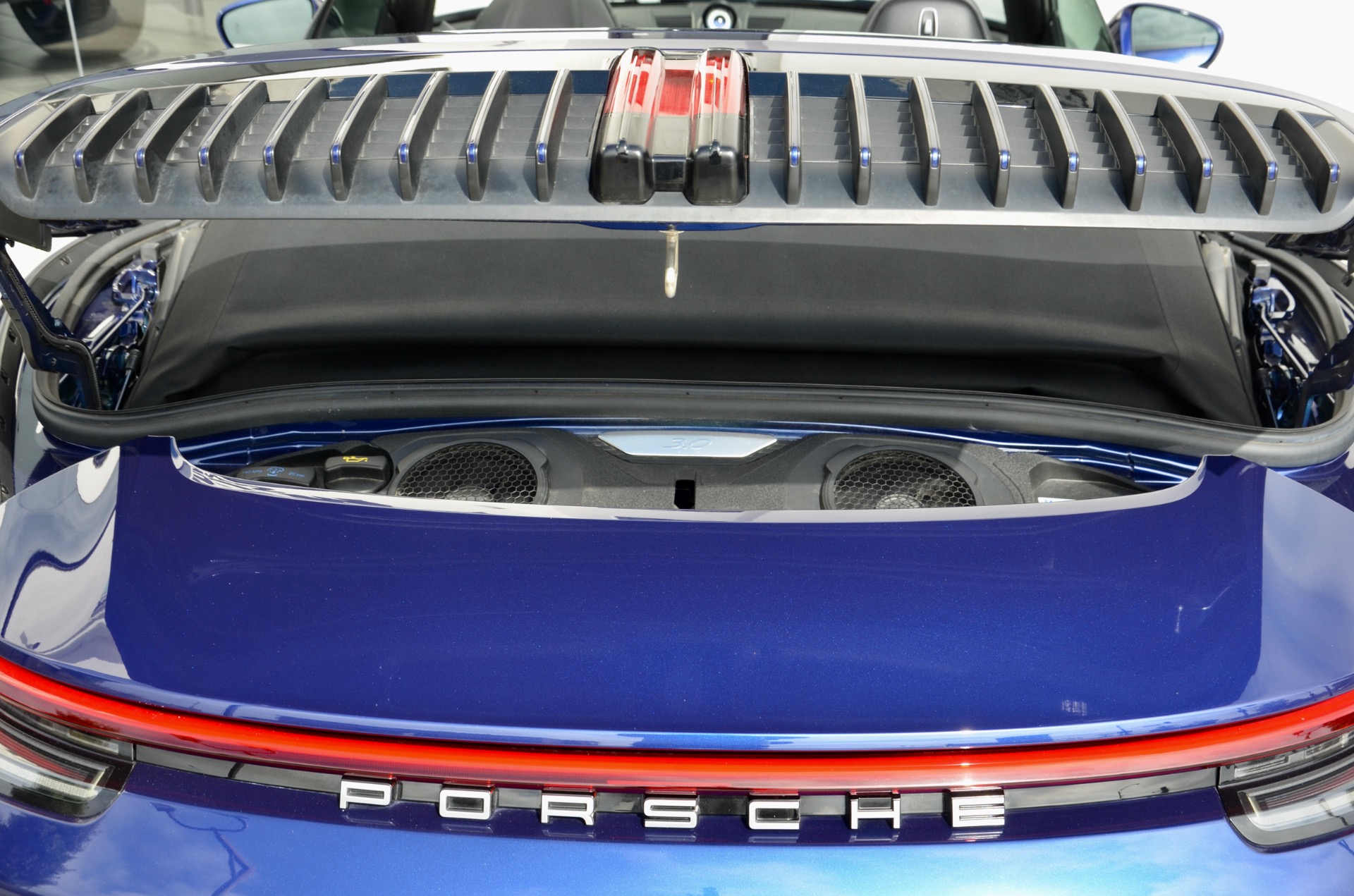 Used-2020-Porsche-911-Carrera