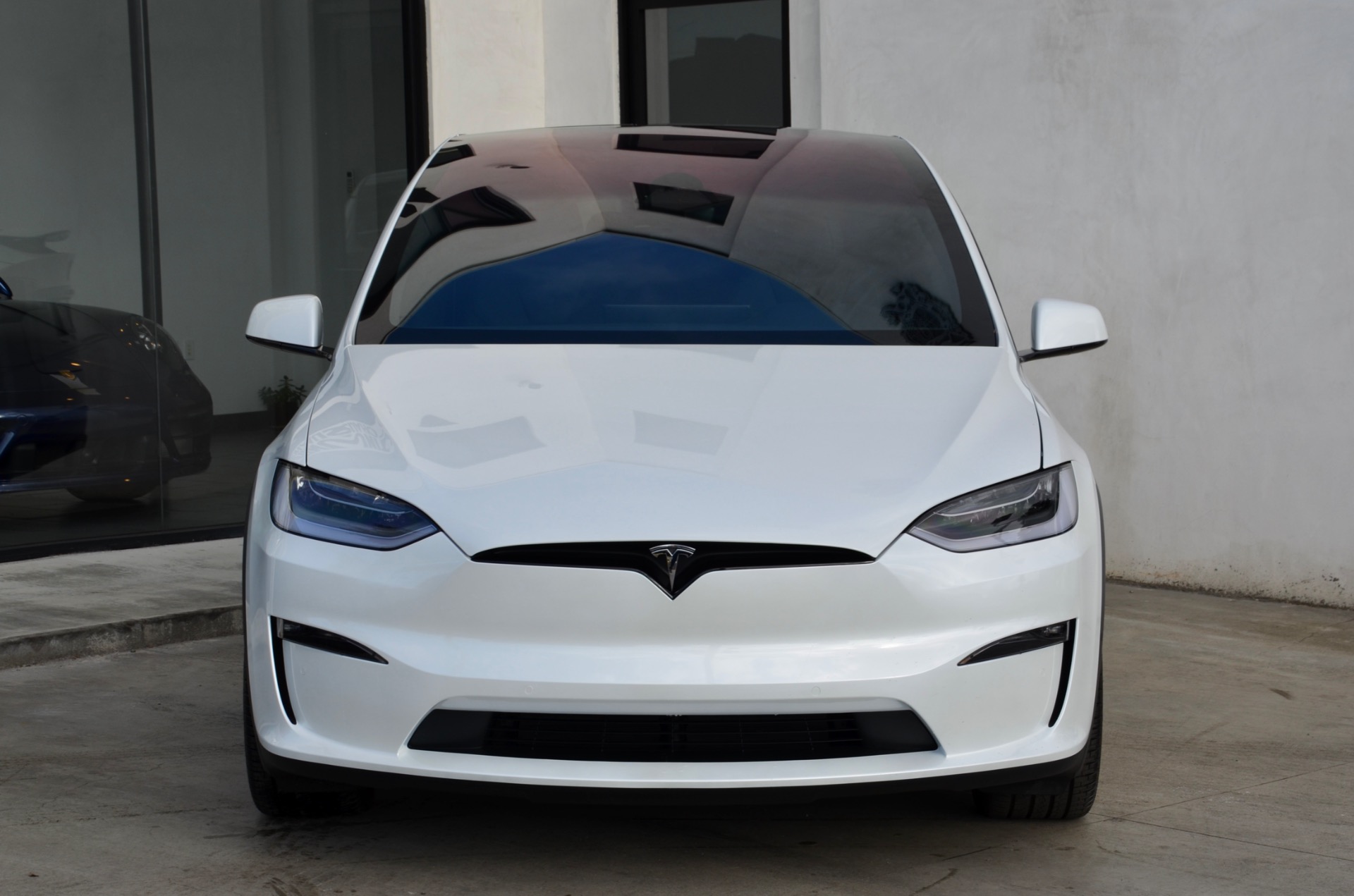 Used-2023-Tesla-Model-X