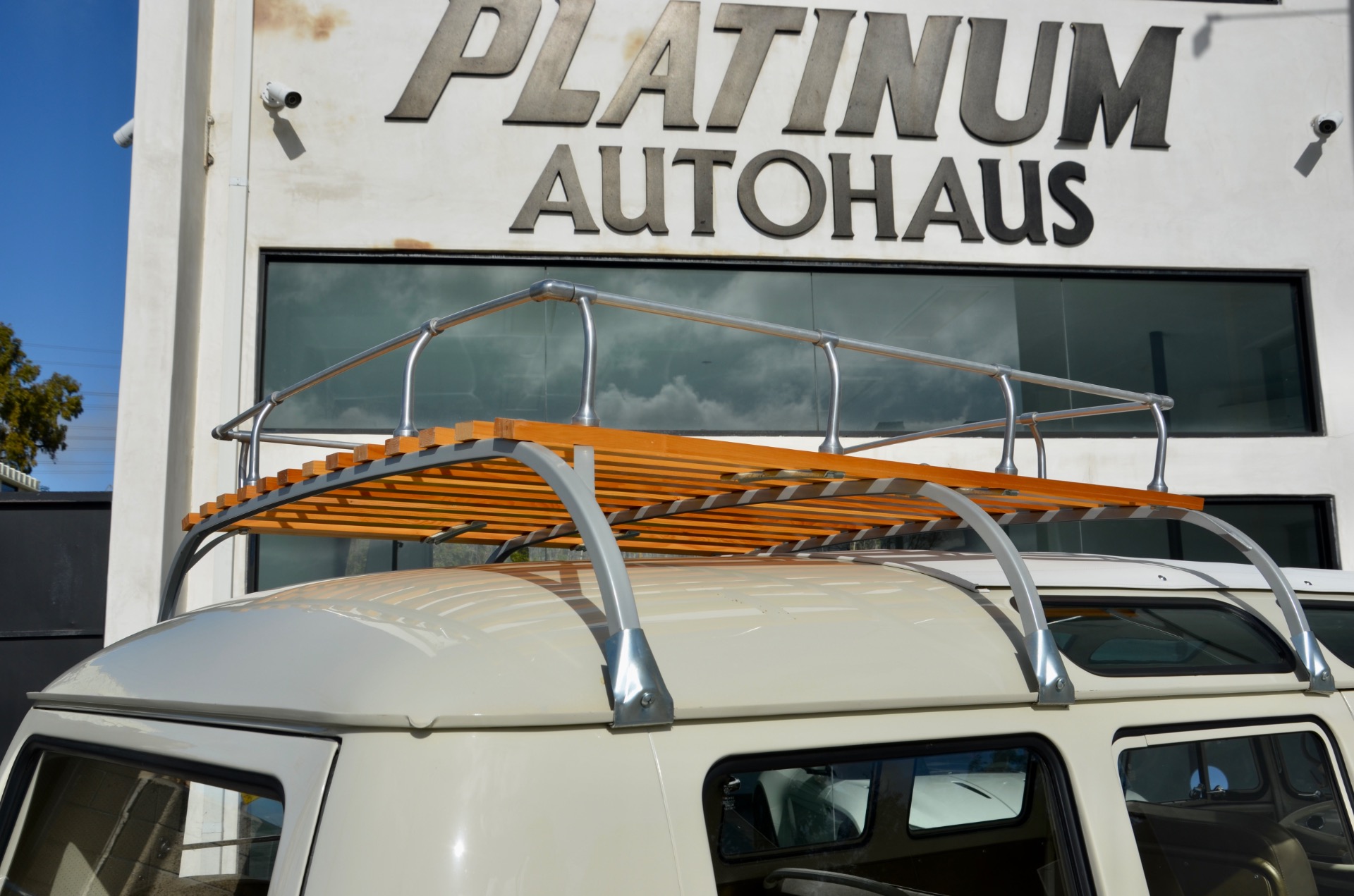 Used-1965-VOLKSWAGEN-Type-2-T1-SAMBA-21-WINDOW