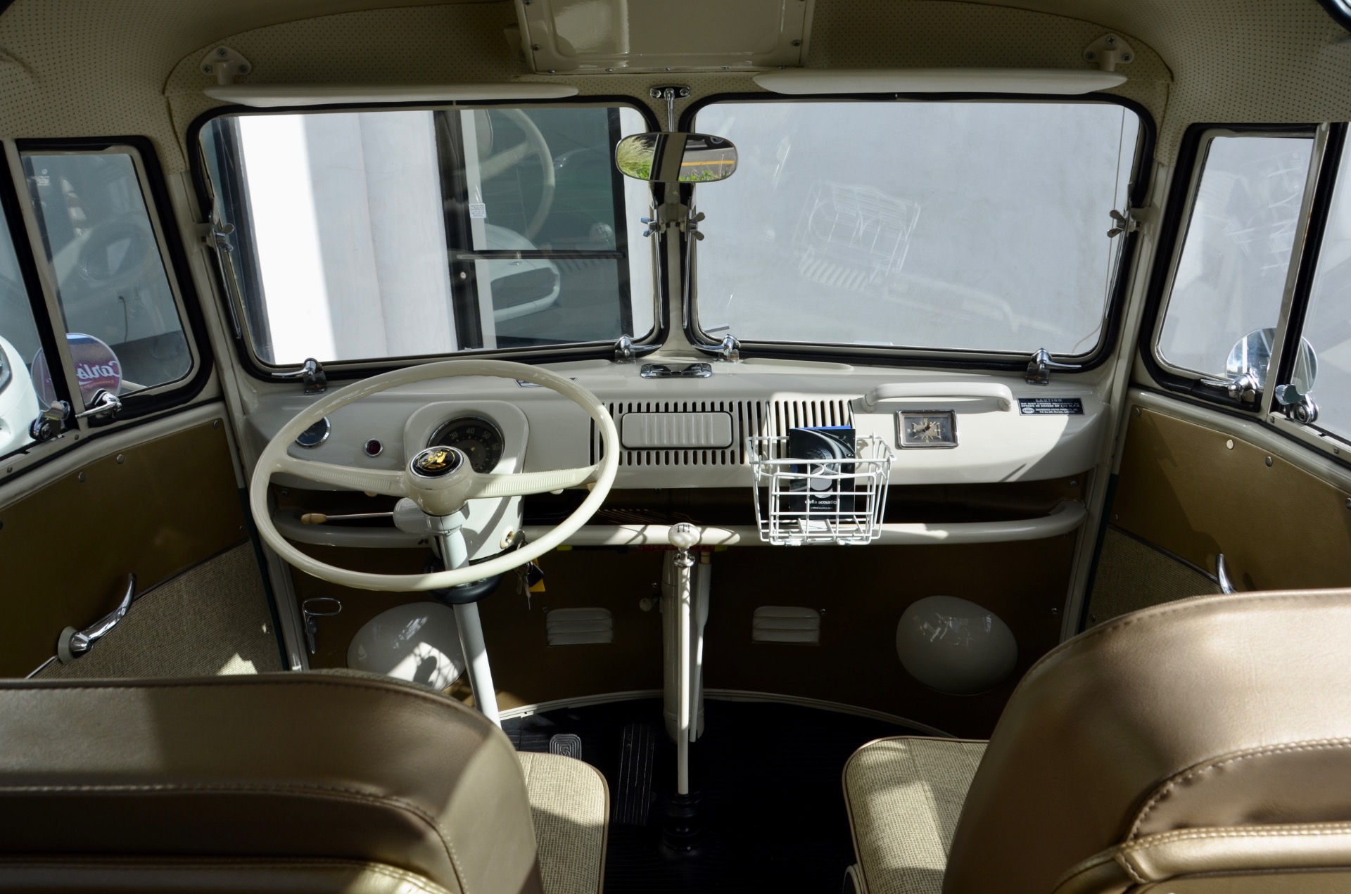 Used-1965-VOLKSWAGEN-Type-2-T1-SAMBA-21-WINDOW