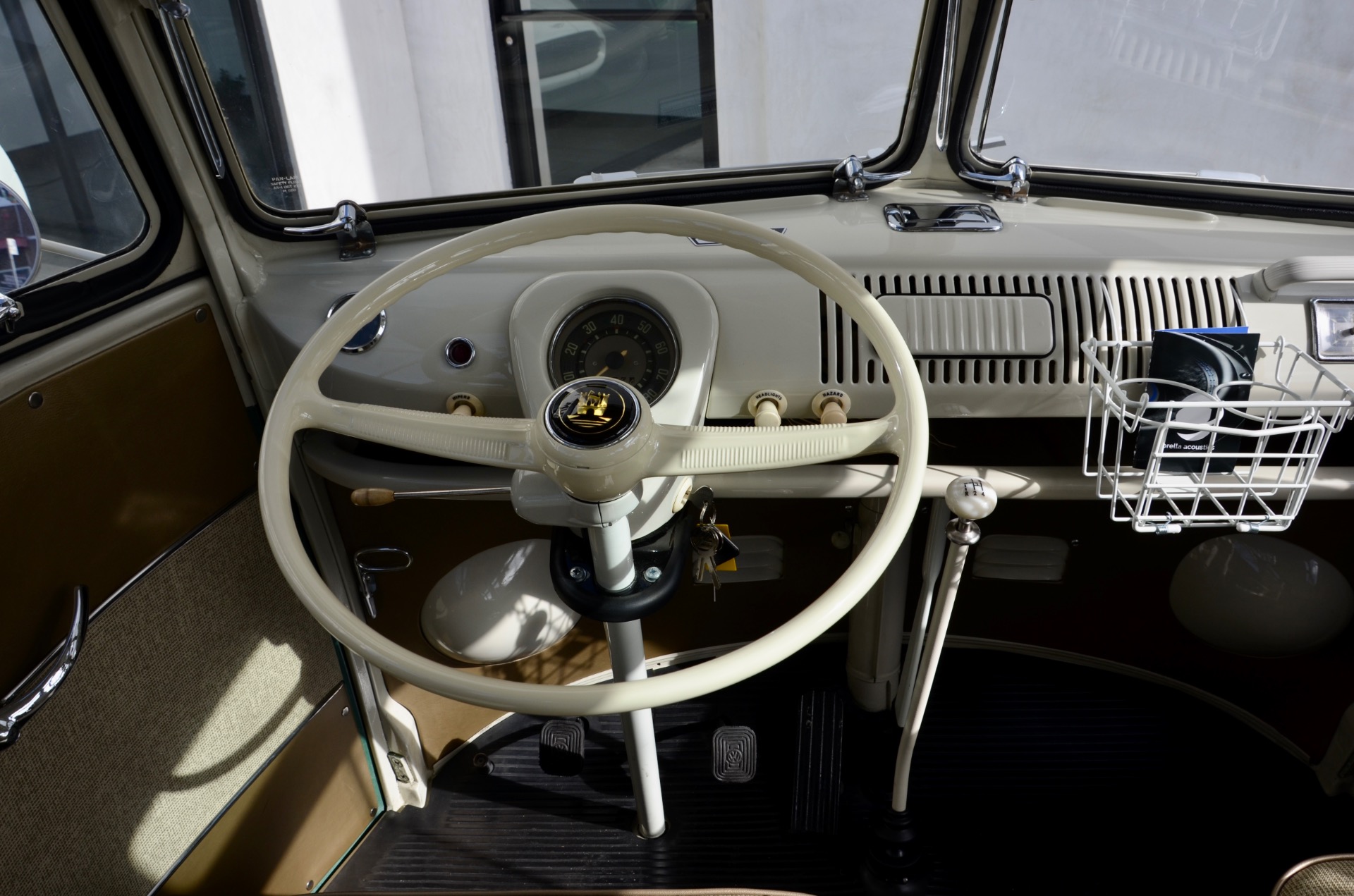 Used-1965-VOLKSWAGEN-Type-2-T1-SAMBA-21-WINDOW