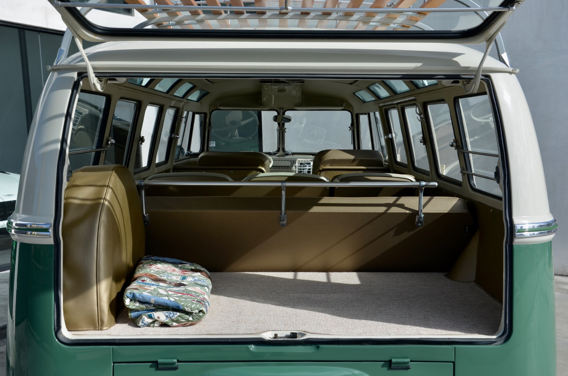 Used-1965-VOLKSWAGEN-Type-2-T1-SAMBA-21-WINDOW