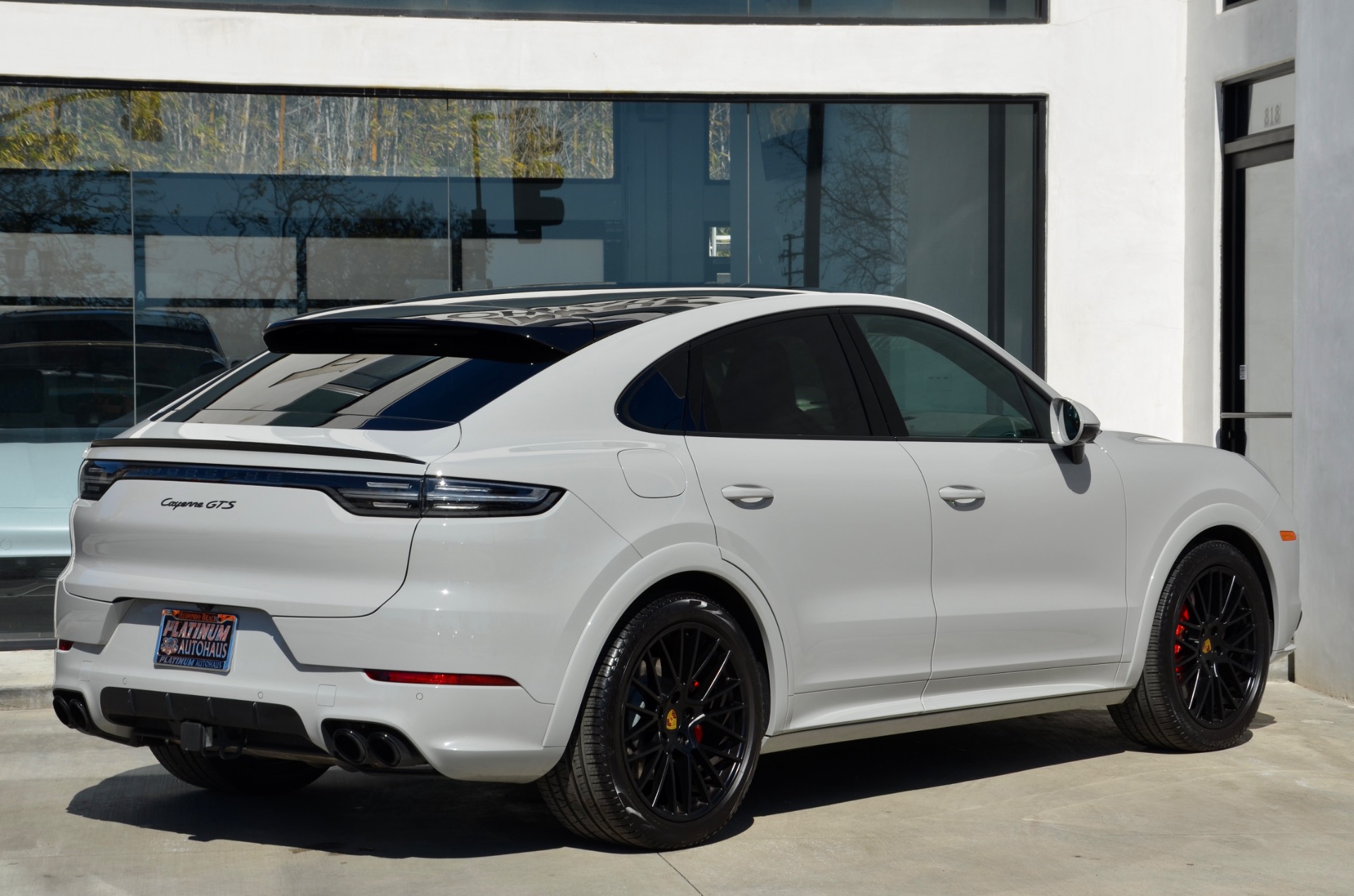 Cayenne Coupe GTS*HUD*LED*Panorama*kreide*1.Hand - 82,050 EUR · 78,452 km