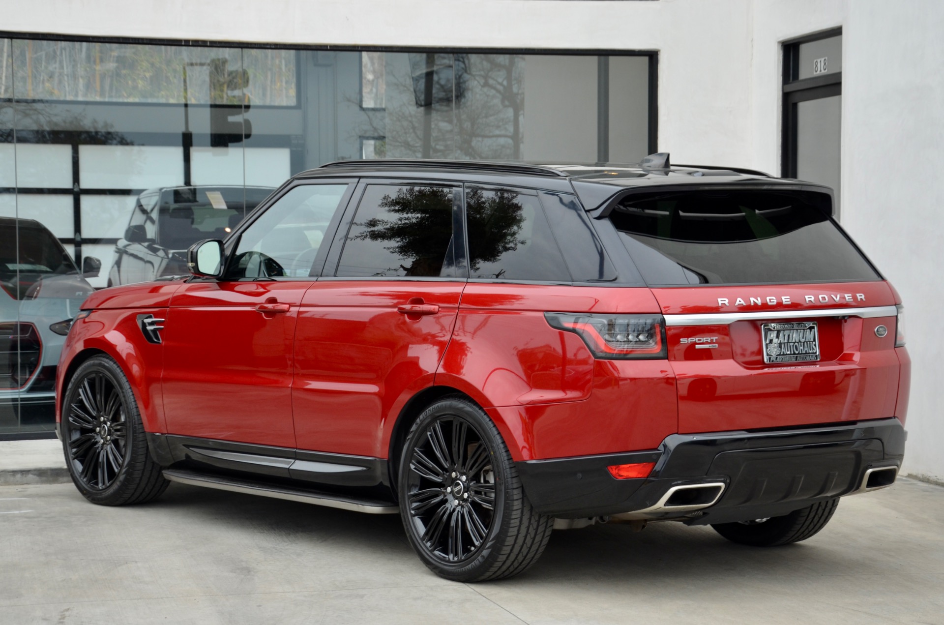 Used-2018-Land-Rover-Range-Rover-Sport-HSE