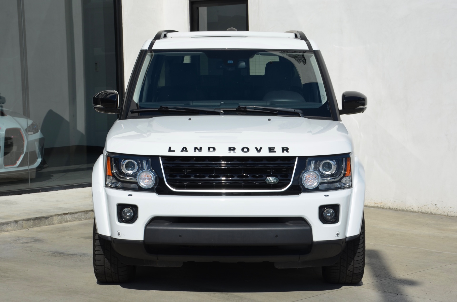 Used-2016-Land-Rover-LR4-HSE