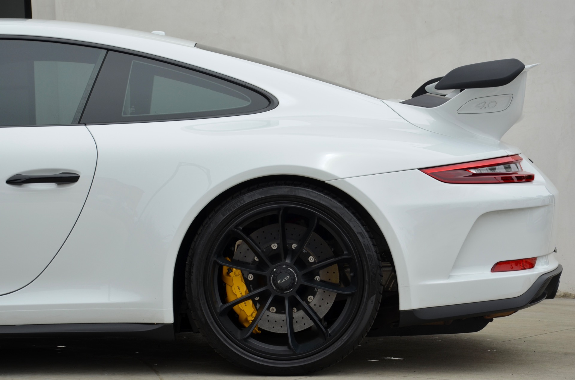 Used-2019-Porsche-911-GT3