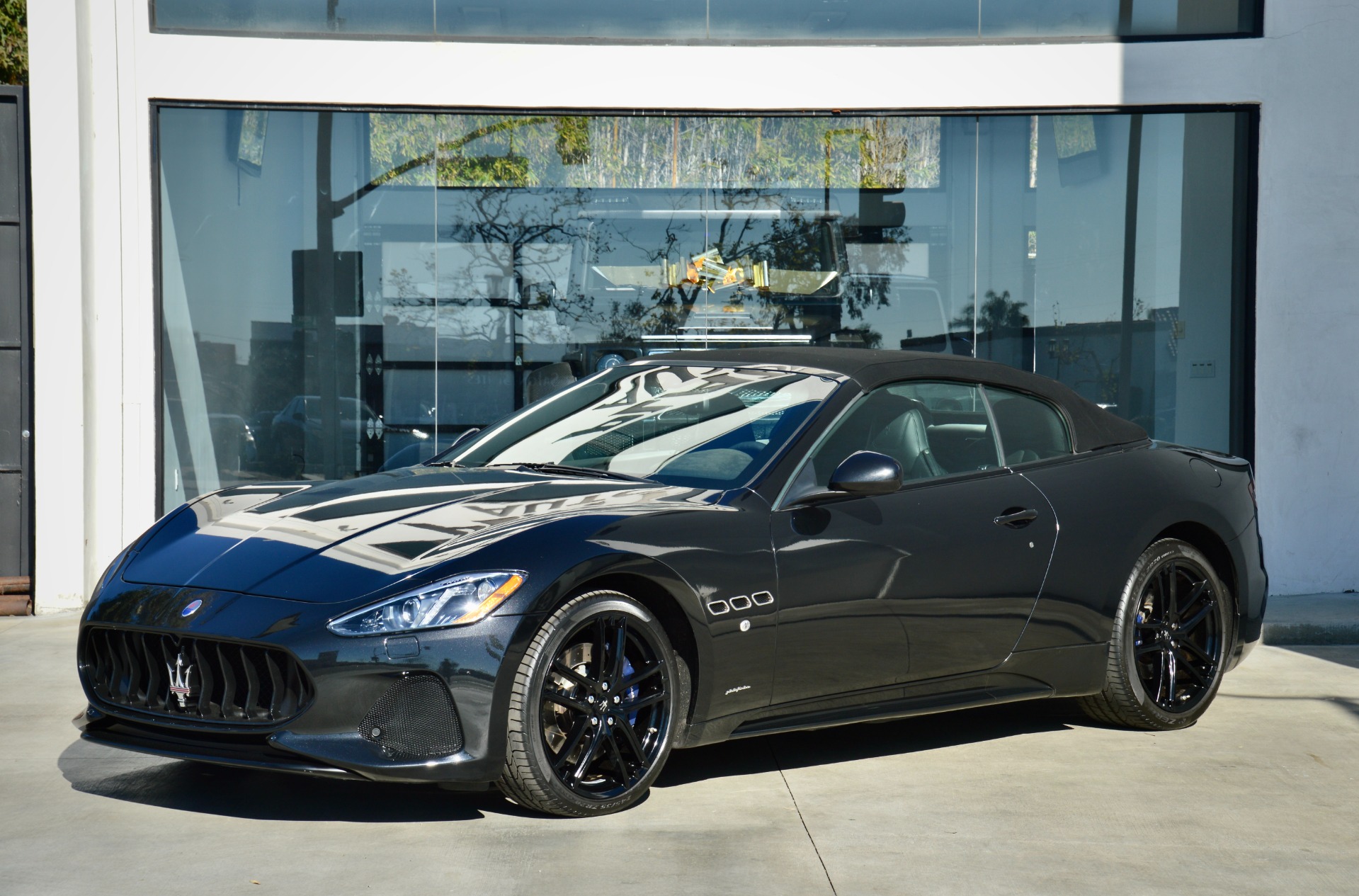 Used-2019-Maserati-GranTurismo-Sport