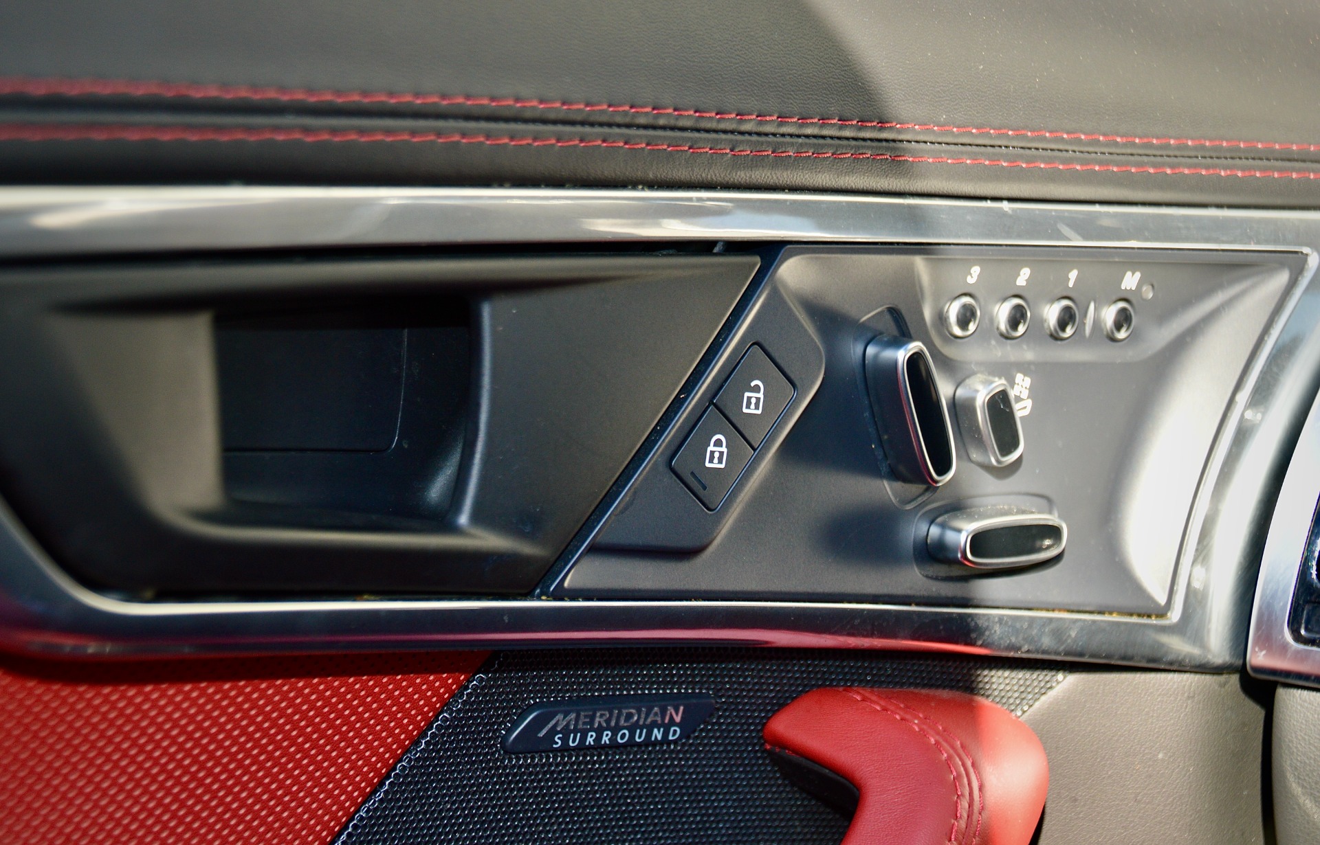 Used-2021-Jaguar-F-TYPE-P300