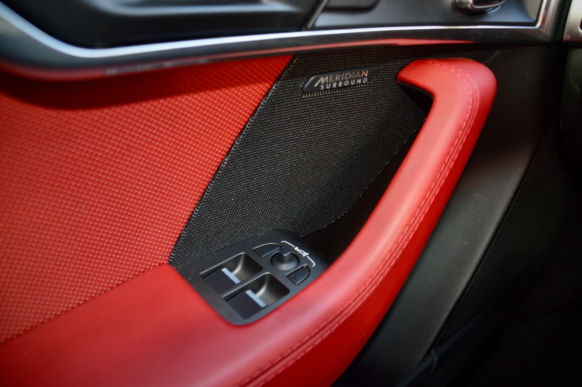 Used-2021-Jaguar-F-TYPE-P300