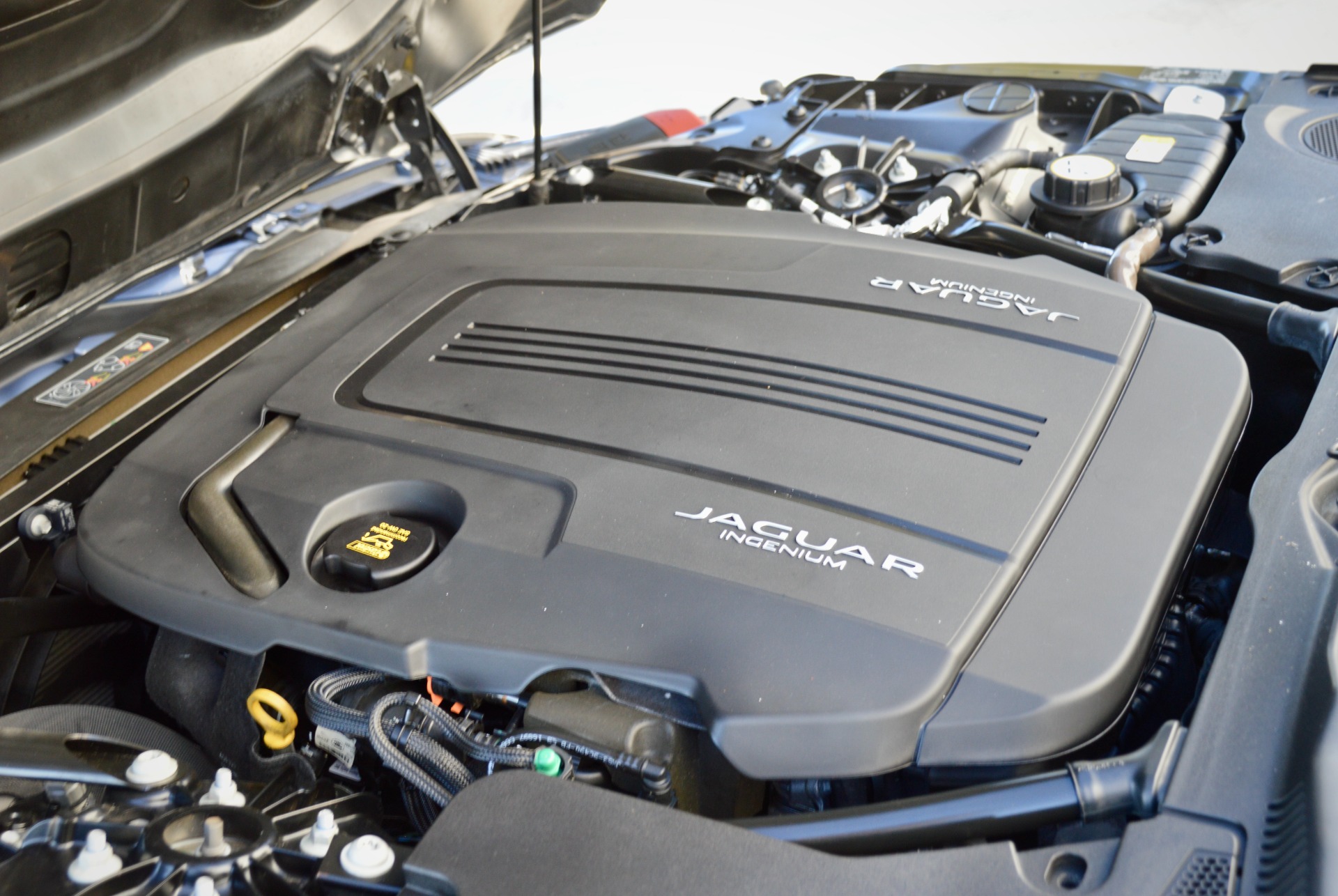 Used-2021-Jaguar-F-TYPE-P300