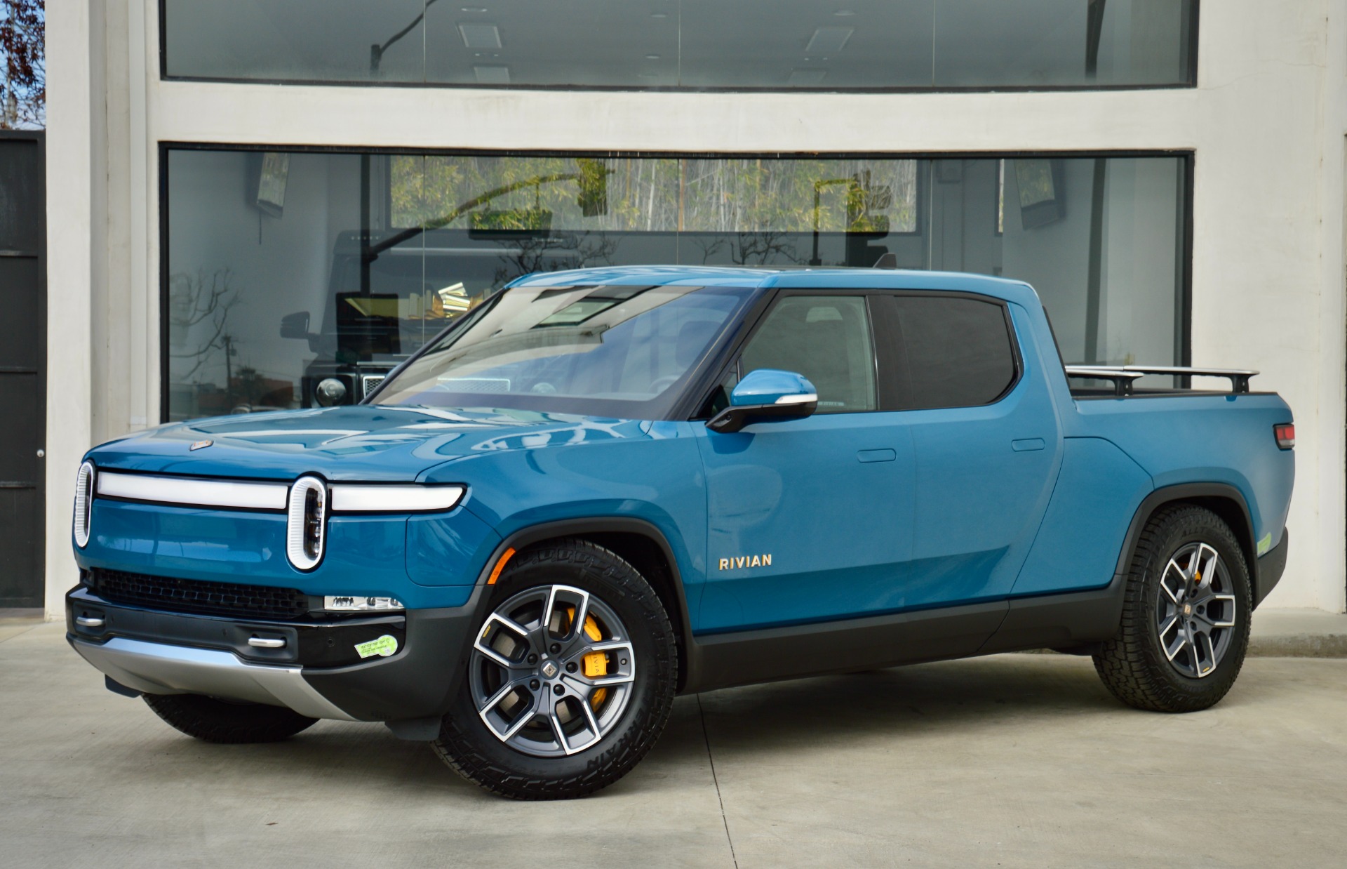 Rocker Panel Kit | RIVIAN R1T 2023