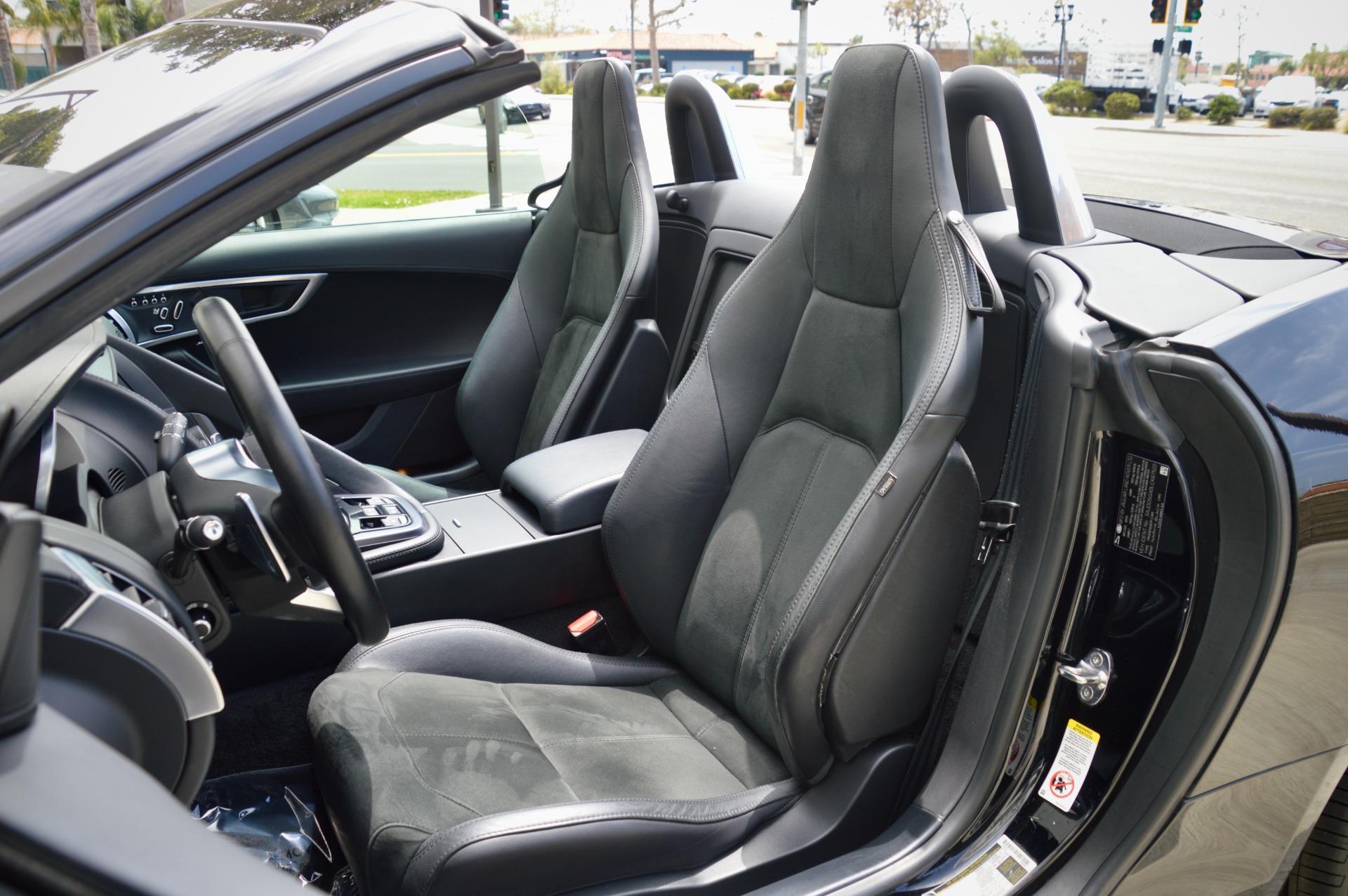 Used-2020-Jaguar-F-TYPE-P300