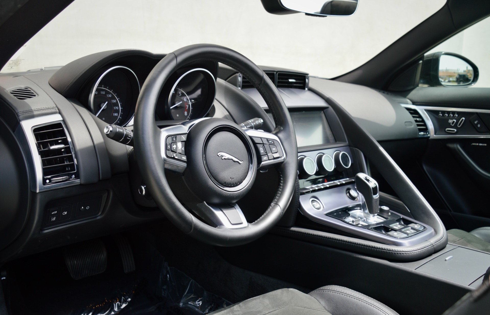 Used-2020-Jaguar-F-TYPE-P300