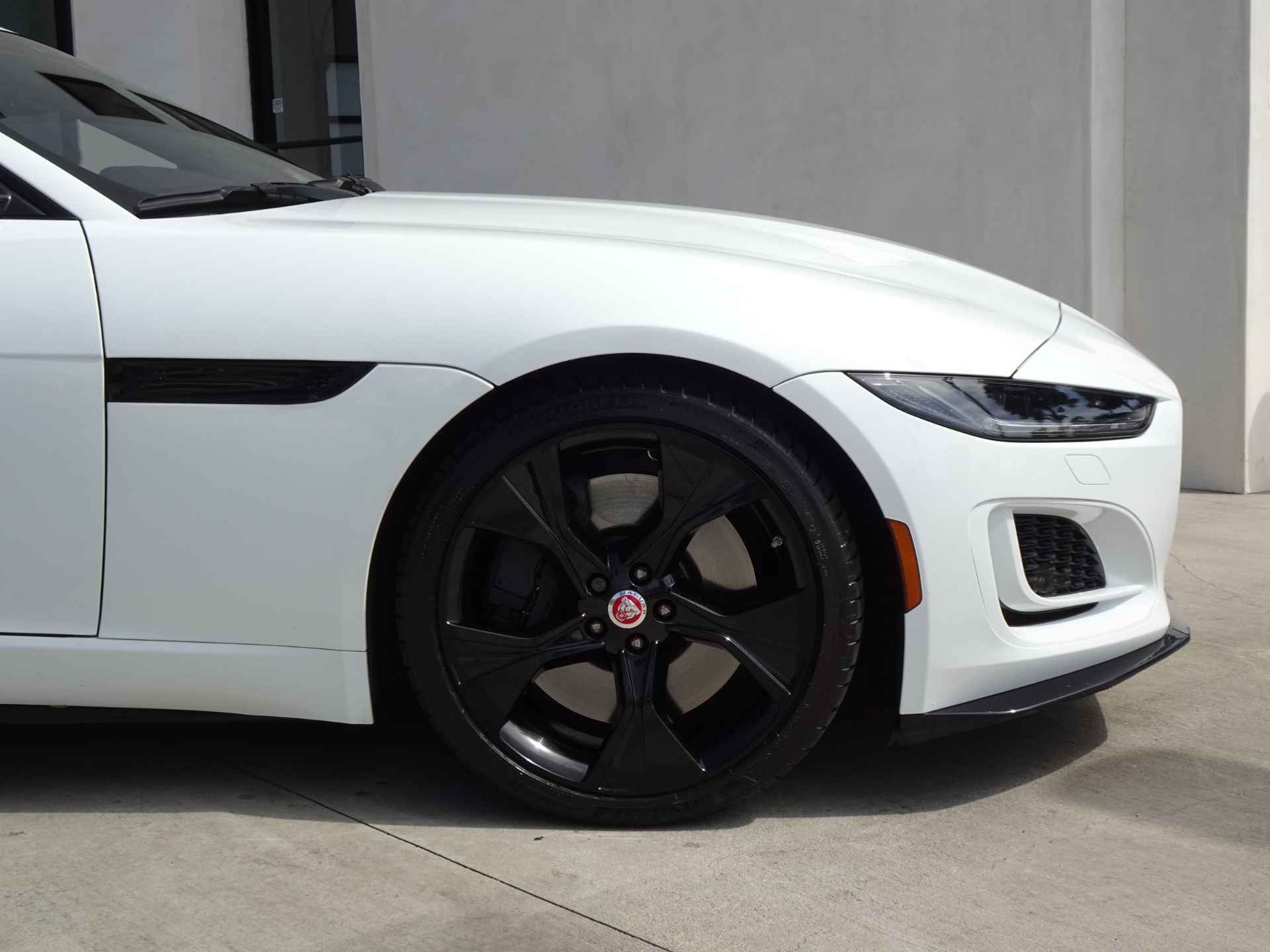 Used-2021-Jaguar-F-TYPE-R-Dynamic