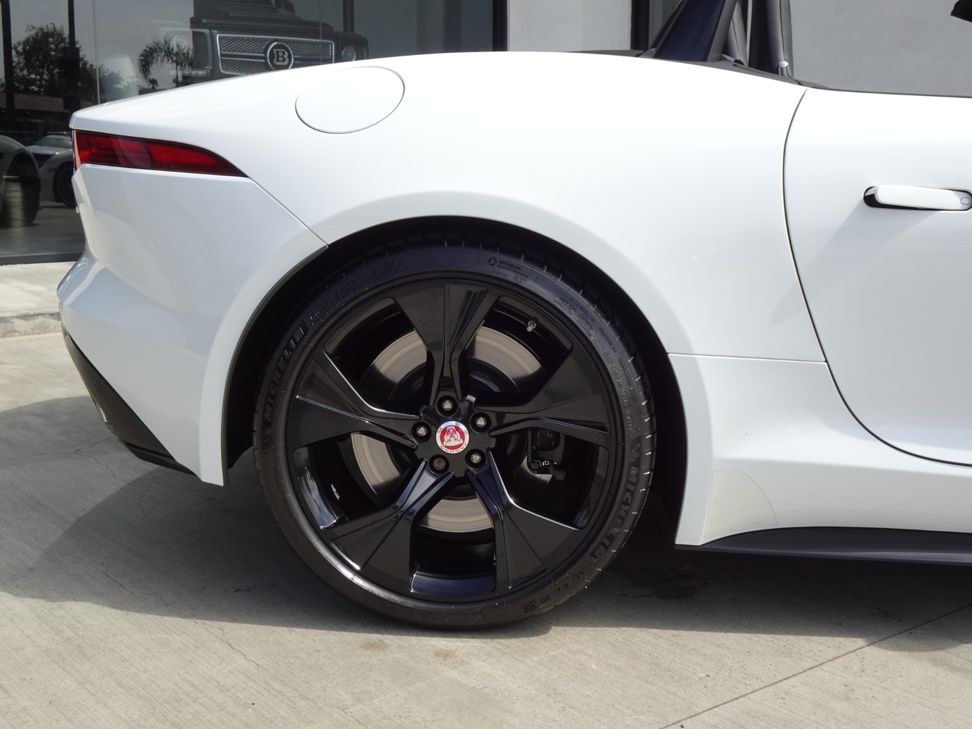 Used-2021-Jaguar-F-TYPE-R-Dynamic