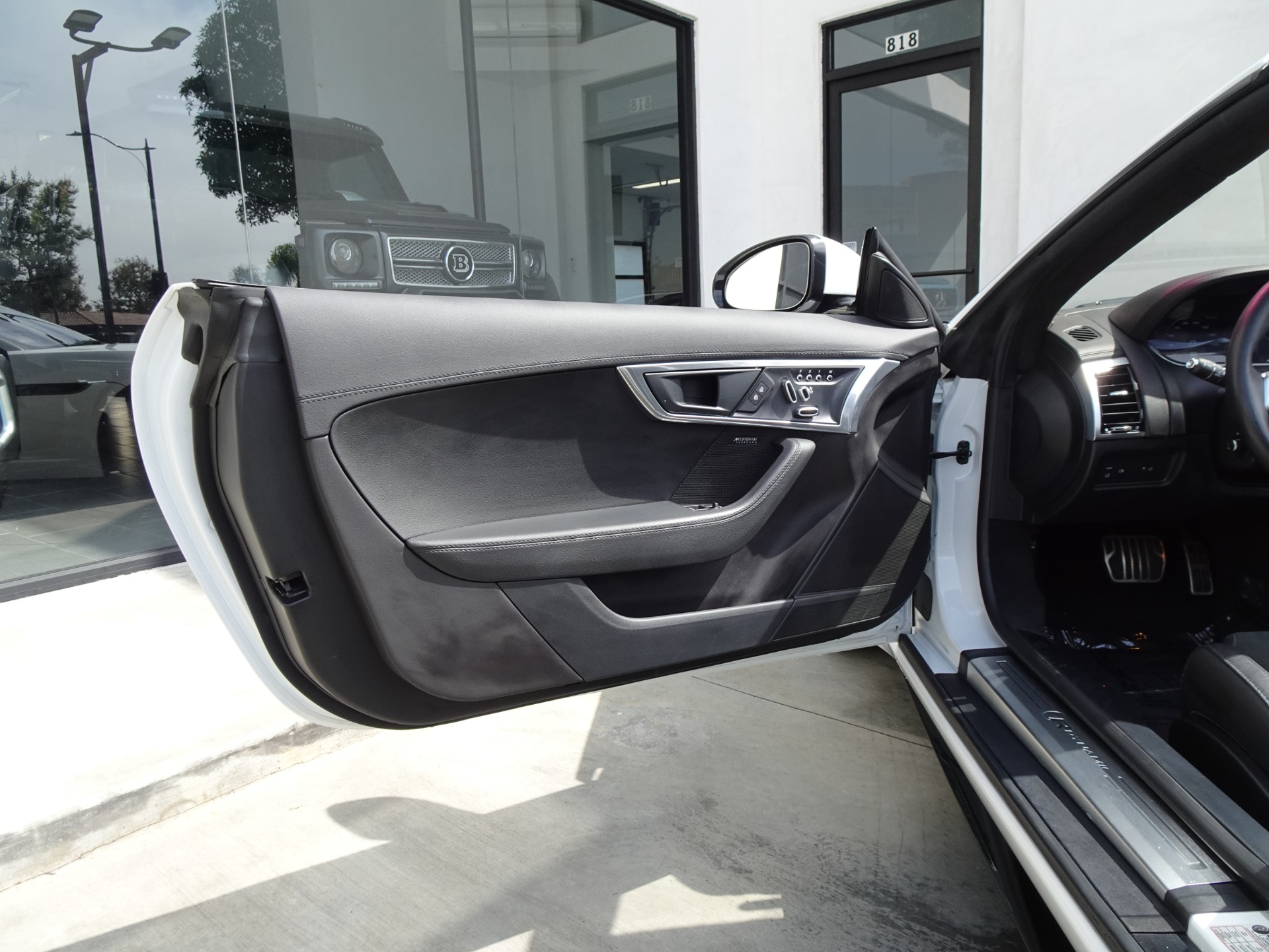 Used-2021-Jaguar-F-TYPE-R-Dynamic