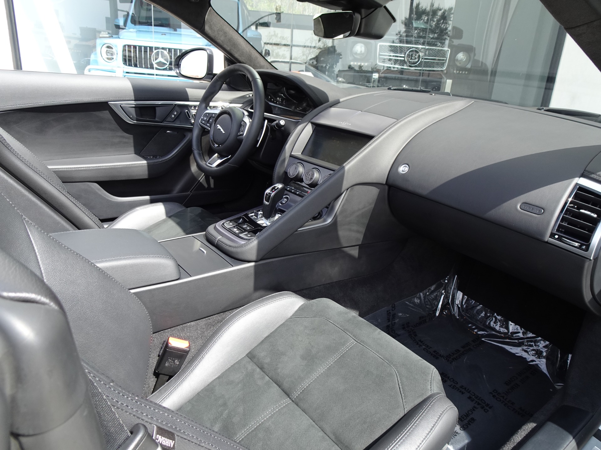 Used-2021-Jaguar-F-TYPE-R-Dynamic