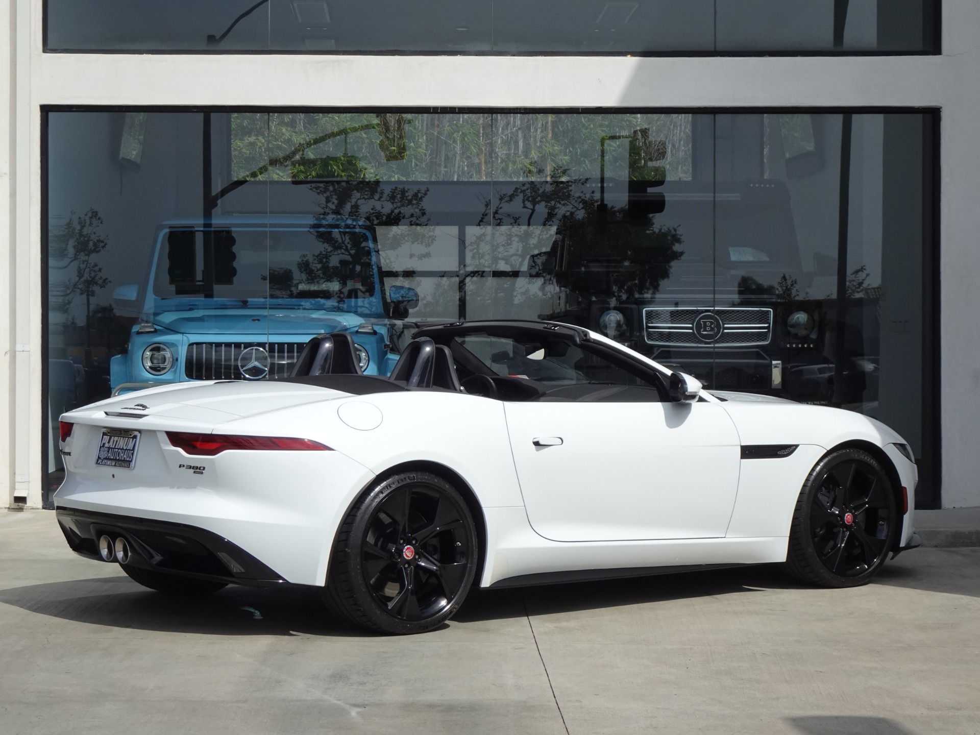Used-2021-Jaguar-F-TYPE-R-Dynamic
